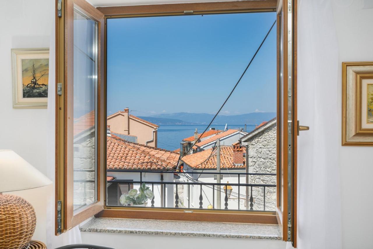 Apartmen Plus U Centru Blizu Plaze Нивице Екстериор снимка