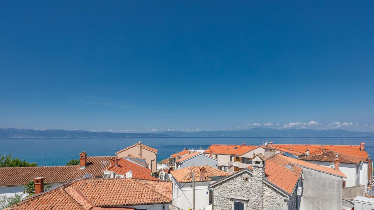 Apartmen Plus U Centru Blizu Plaze Нивице Екстериор снимка