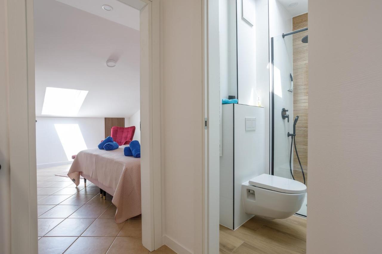 Apartmen Plus U Centru Blizu Plaze Нивице Екстериор снимка